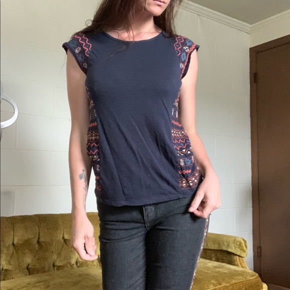 💛 Lucky brand navy blue side embroidered tank top - Picture 4 of 14